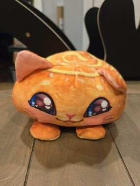 Cookeez Makery CinnamonTreatz Interactive Plush